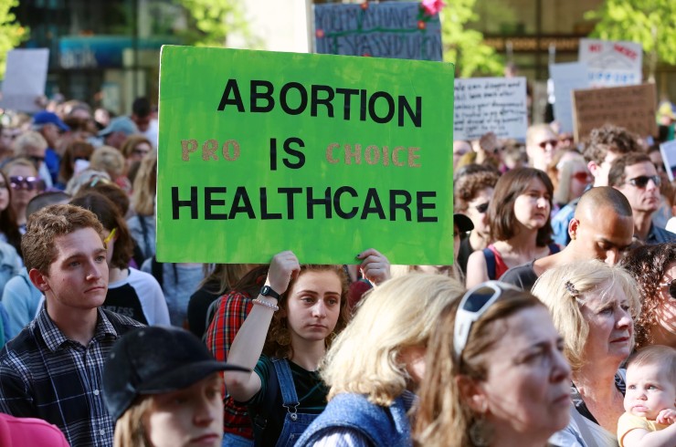 US abortion ruling: What abortion access and reproductive rights look like around the world