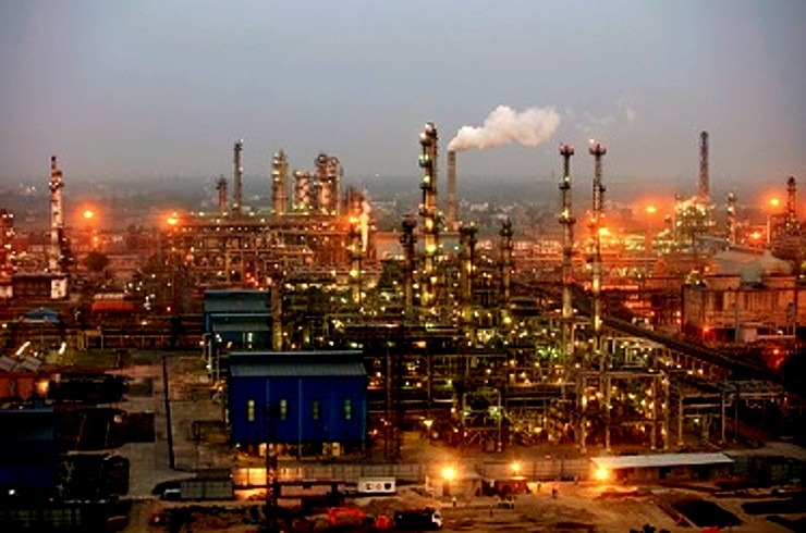 Fall of crude oil production continues: India reports 5.57% less production in July