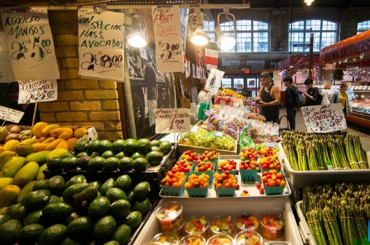 Retail inflation drops to 6-year low at 2.1 percent in June; food inflation turn negative