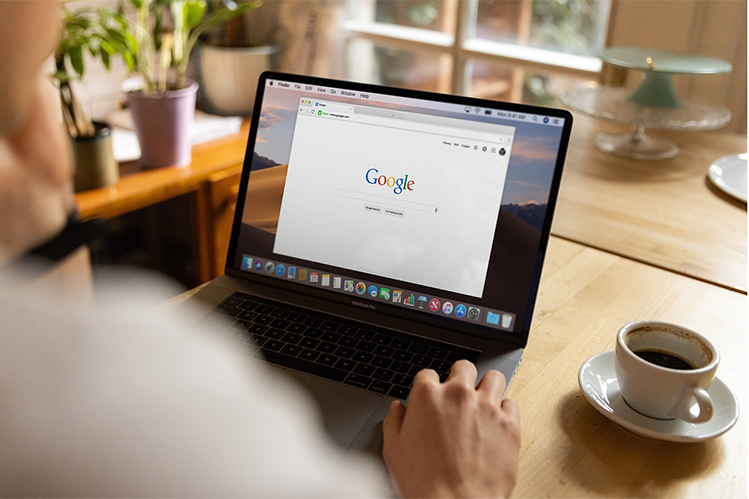 AI reignites browser wars as Perplexity challenges Chrome