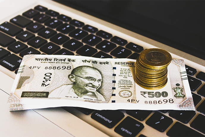 Loan books expand faster than deposits at major banks in Q1 FY27