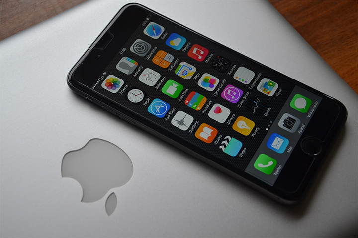 Apple’s new iPhones test India demand as prices run up to 45% above US